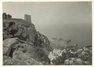 Anacapri - Torre della Guardia e faro di Punta Carena