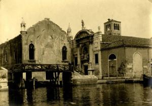 Venezia - Rio della Sensa dal rio di Noale - Ponte in legno e Campo dell'Abbazia - Chiesa di S. Maria della Misericordia
