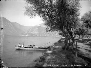 Monte Isola - Località Sensole - Lago d'Iseo - Pescatori in barca