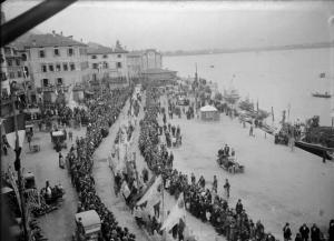 Iseo - Lago d'Iseo - Processione