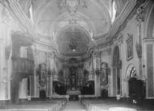 Azzone - Chiesa parrocchiale dei SS. Filippo e Giacomo apostoli -Interno