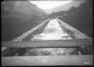 Società Edison - Valle Camonica - Canale con corso d'acqua