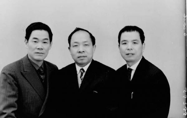 Ritratto di gruppo - Immigrati cinesi