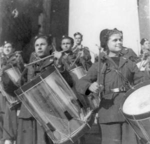 Fascismo - organizzazioni diverse - Cremona - Via del Sale - Colonia Padana - Avanguardisti tamburini