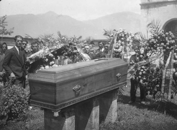Pisogne - Funerale del Cavalier Tempini - Feretro