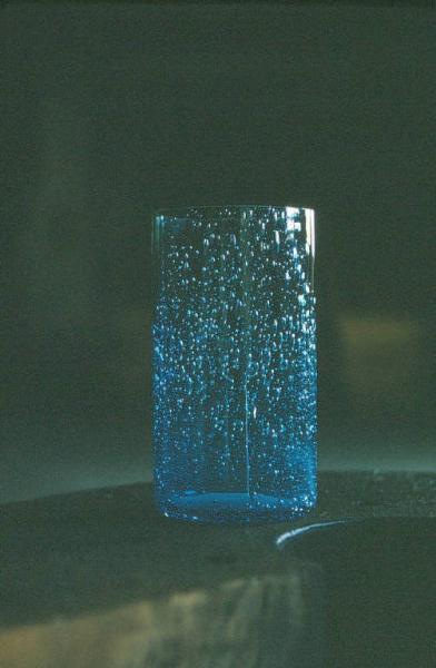 Venini. Industria vetraria. Bicchiere blu.