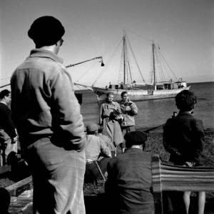 Stromboli 1949. Isola di Stromboli - Riprese e set del film "Stromboli, terra di Dio" di Roberto Rossellini - Spiaggia - Ingrid Bergman - Barca