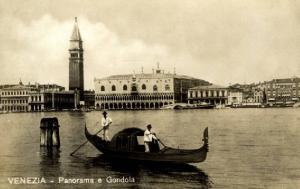 Venezia - Panorama - Gondola