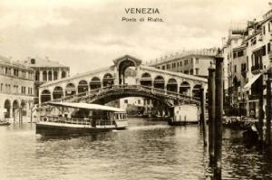 Venezia - Ponte di Rialto - Traghetto