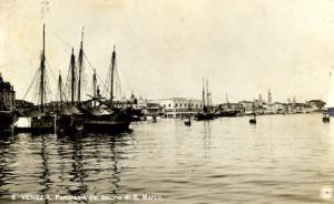 Venezia - Panorama - Bacino S. Marco - Imbarcazioni