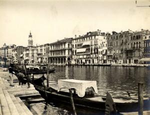 Venezia - Canal Grande - Gondole