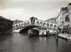 Venezia - Canal Grande - Ponte di Rialto