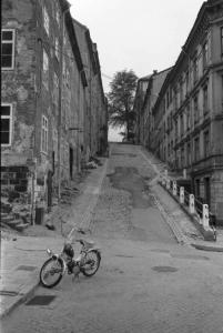 Svezia, Stoccolma - Södermalm - Scorcio di strada in salita tra due palazzine