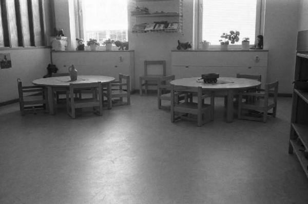 Svezia - Scuola materna - Tavoli e seggioline