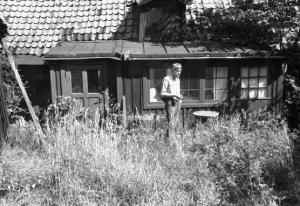 Svezia, Stoccolma - Casa rustica con giardino incolto