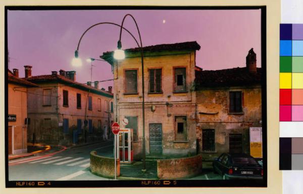 Mediglia - via Roma - piazza Repubblica - cabina telefonica - incrocio stradale