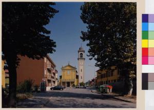 Cerro al Lambro - piazza Roma - chiesa di San Giacomo - strada