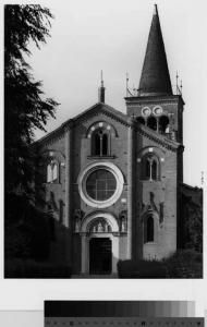 San Giuliano Milanese - abbazia di Viboldone - facciata principale - campanile