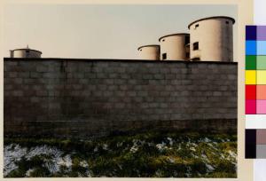 Basiglio - cascina - muro di cinta - silos