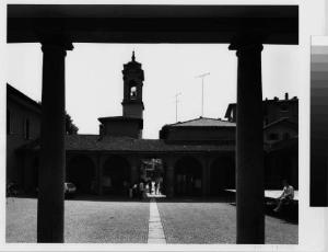 Sesto San Giovanni - villa De Ponti - biblioteca civica - cortile - campanile