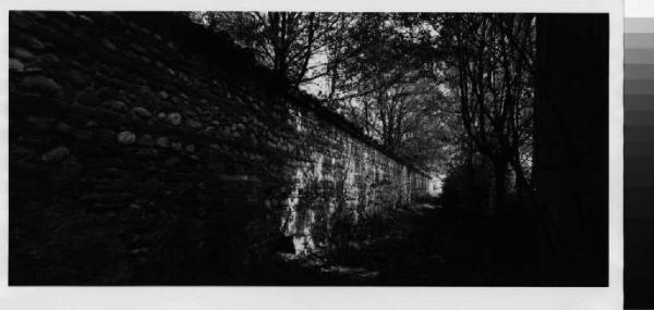 Bellusco - muro di cinta dell'aggregato rurale di Camuzzago