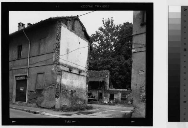 Paderno Dugnano - via Roma - casa delle Rondini
