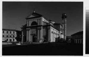 Brugherio - chiesa San Bartolomeo - piazza