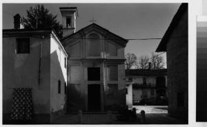 Brugherio - frazione di Baraggia - chiesa di Santa Margherita - casa di ringhiera