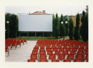 Garbagnate Milanese - giardino corte Valenti - cinema all'aperto
