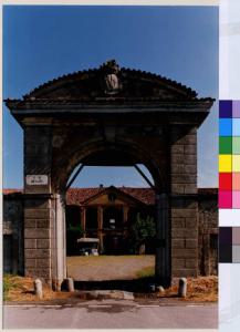 Vimercate - cascina cavallera - portale di ingresso