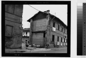 Paderno Dugnano - via Roma - casa delle Rondini