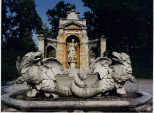 Bollate - località Castellazzo - villa Arconati - parco - fontana