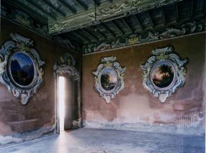 Bollate - località Castellazzo - villa Arconati - stanza al piano terra - interno - stucchi - affreschi
