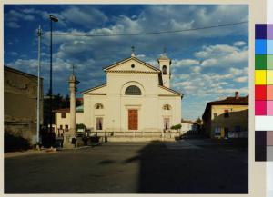 Cornate d'Adda - località di Colnago - chiesa di Sant'Alessandro - piazza