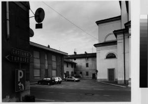 Robecchetto con Induno - chiesa di Santa Maria delle Grazie - piazza - segnaletica stradale