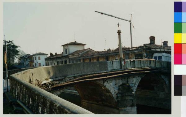 Boffalora sopra Ticino - Naviglio Grande - via Giuliani - centro storico - ponte - abitazioni lungo l'alzaia