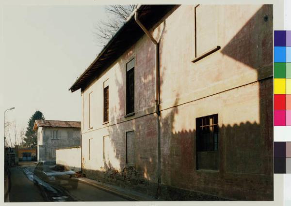 Cassinetta di Lugagnano - via Roma - casa rurale