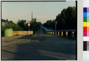 Cassinetta di Lugagnano - strada - ponte - segnaletica stradale - Naviglio Grande