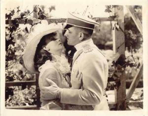 Scena del film "Anna Karenina" - regia Clarence Brown - 1935 - attori Greta Garbo e Fredric March