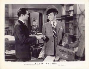Scena del film "Figlio, figlio mio !" - regia di Charles Vidor - 1940 - attore Louis Hayward