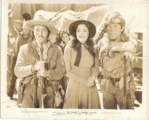 Scena del film "La grande cavalcata" - regia George B.Seitz - 1940 - attori Lynn Bari e Harold Huber