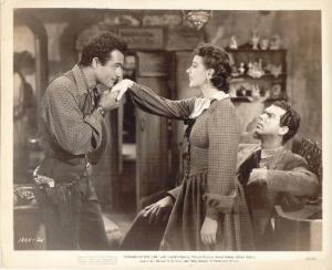 Scena del film "Gli avventurieri di Santa Maria" - regia Sam Wood - 1940 - attori Gilbert Roland, Fred MacMurray e Patricia Morison