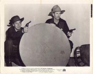 Scena del film "Sfida infernale" (My Darling Clementine) - regia John Ford - 1946 - attori Henry Fonda e Victor Mature