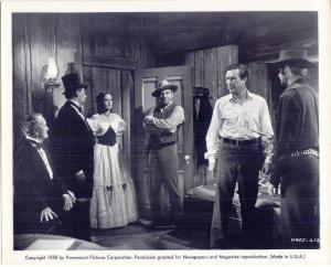Scena del film "Le frontiere dell'odio" - regia John Farrow - 1950 - attori Ray Milland e Hedy Lamarr