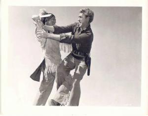 Scena del film "Rock Island Trail " - regia Joseph Kane - 1950 - attore Forrest Tucker