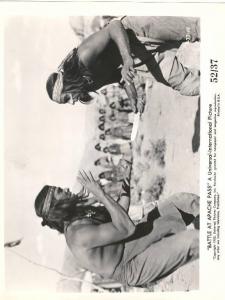 Scena del film "Kociss l'eroe indiano" - regia George Sherman - 1952 - attore Jeff Chandler