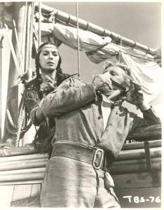 Scena del film "Il grande cielo" - regia Howard Hawks - 1952 - attori Kirk Douglas e Elizabeth Threatt