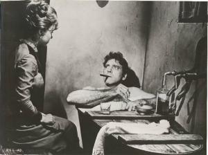 Scena del film "La carovana dell'alleluia" - regia John Sturges - 1965 - attori Burt Lancaster e Lee Remick