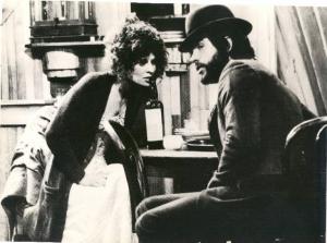 Scena del film "I compari" - regia Robert Altman - 1971 - attori Warren Beatty e Julie Christie