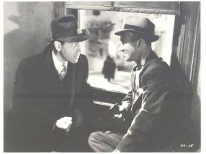 Scena del film "Le belve della città" - regia William Keighley - 1936 - attore Humphrey Bogart